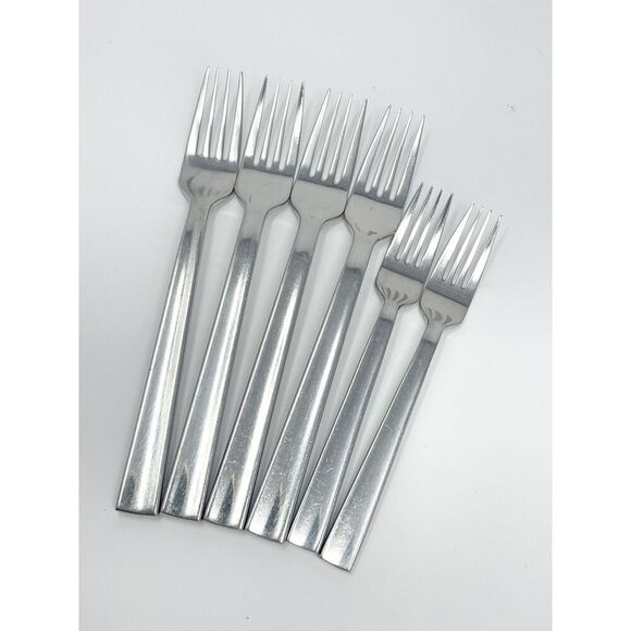 CAMBRIDGE SILVER Destiny Satin Set Of 4 Dinner Forks 8 1/8” And 2 Salad 7 1/8” - Picture 1 of 8